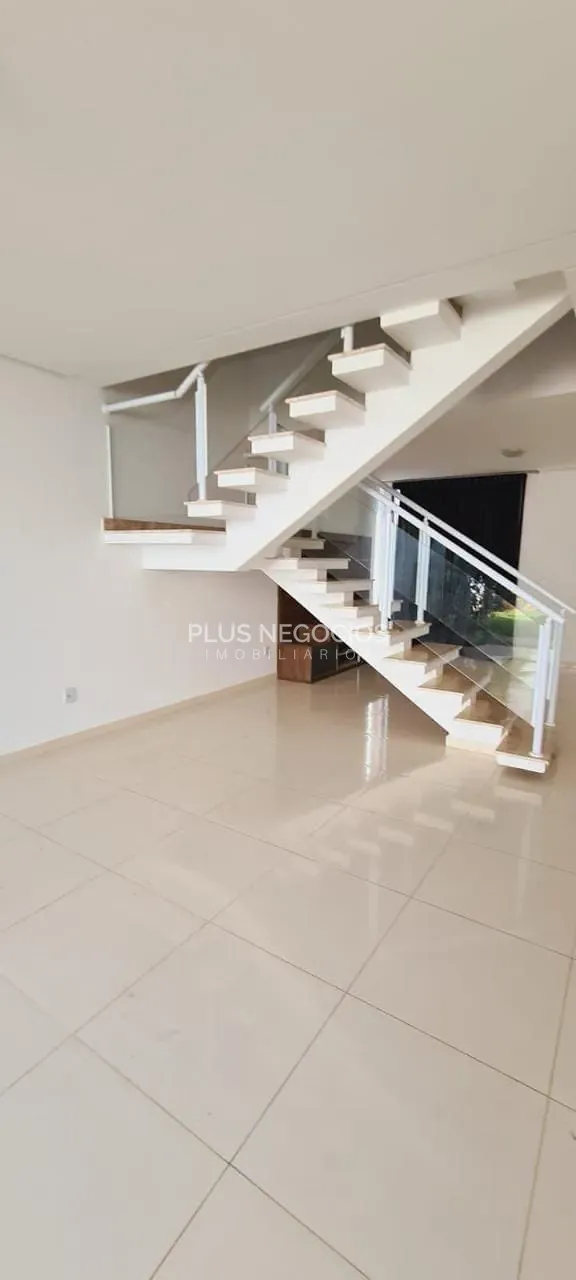 Casa, 3 quartos, 233 m² - Foto 3