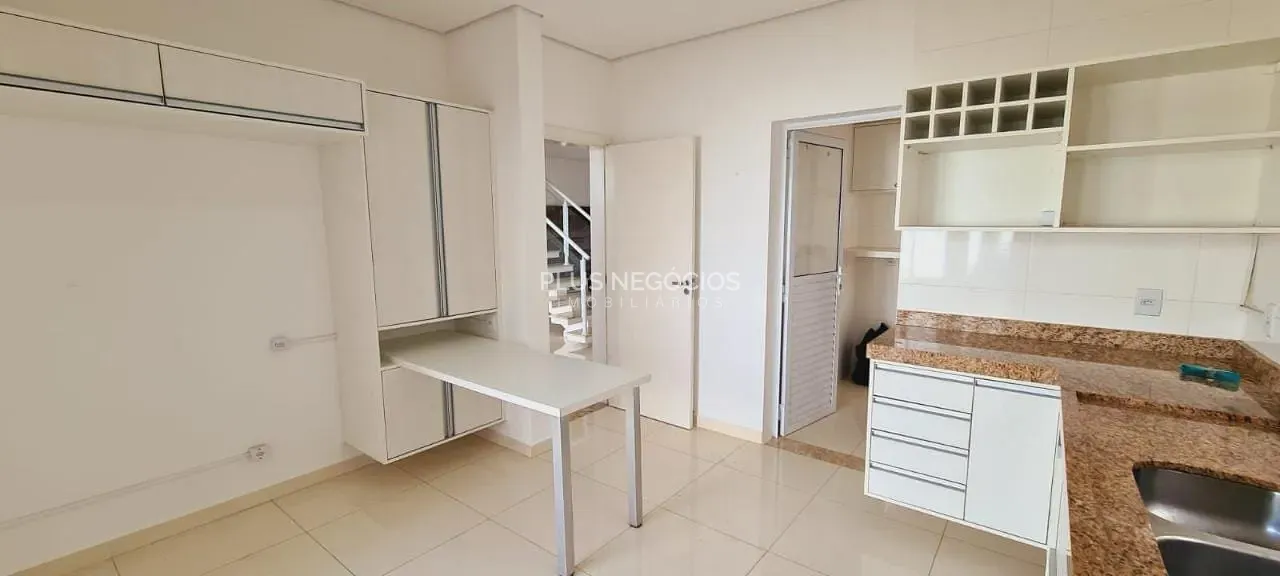 Casa, 3 quartos, 233 m² - Foto 5