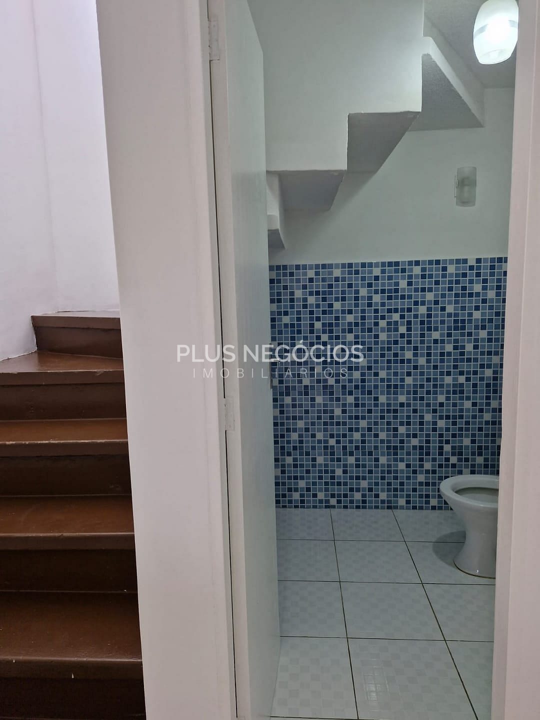Casa à venda com 2 quartos, 69m² - Foto 4