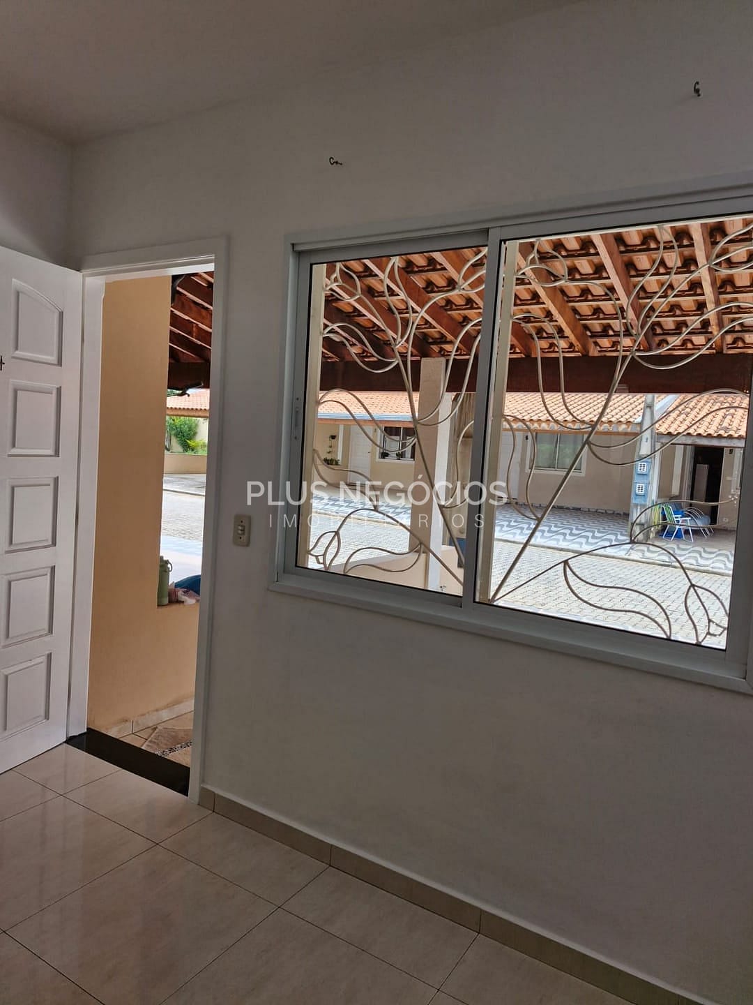 Casa à venda com 2 quartos, 69m² - Foto 10