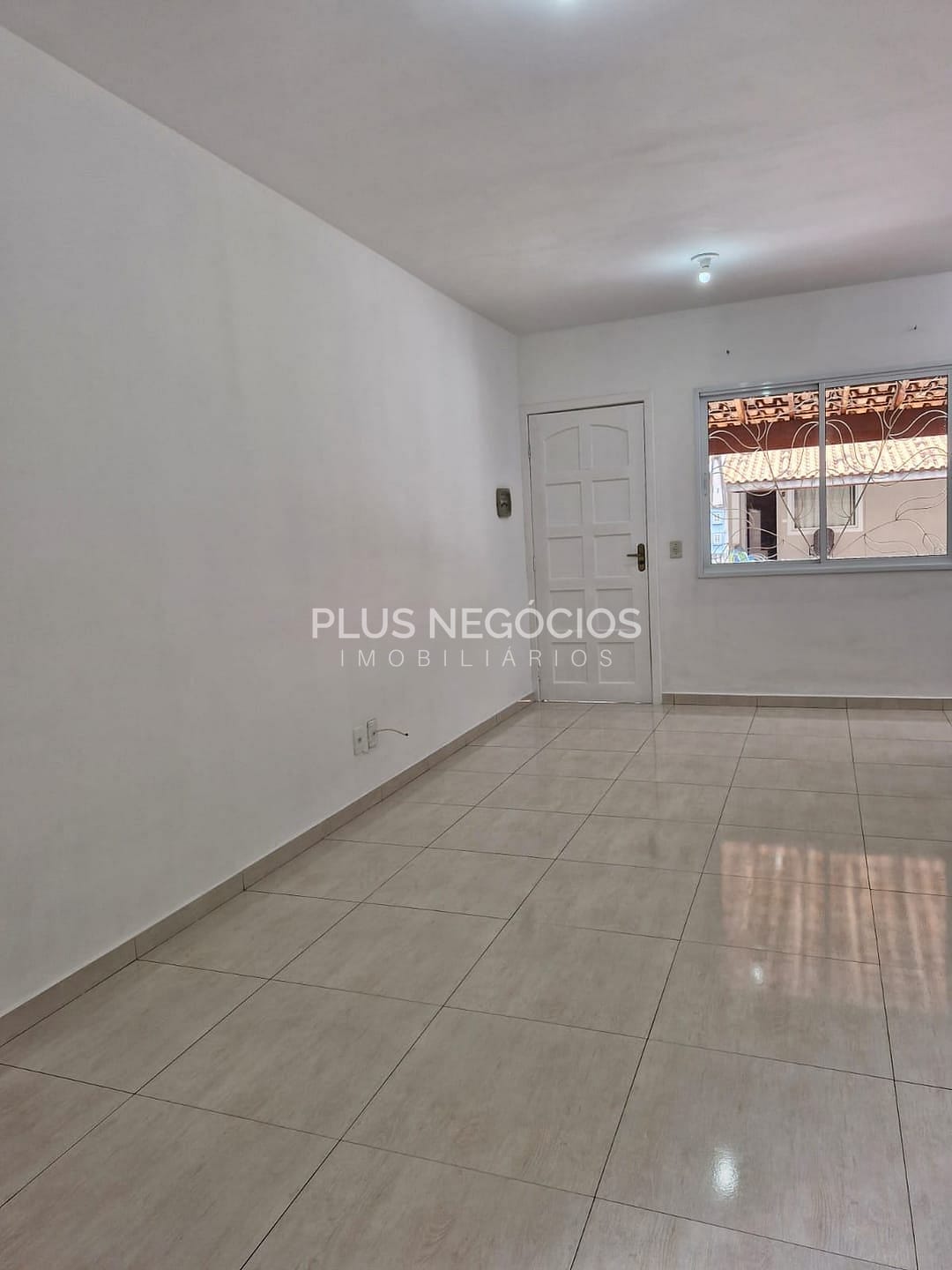Casa à venda com 2 quartos, 69m² - Foto 11