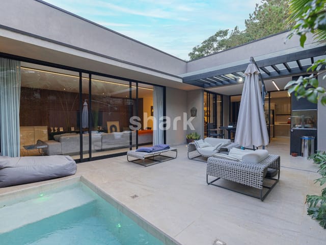 Casa com 502m² 3 quartos e 5 banheiros, à venda, no bairro Tamboré em Santana de Parnaíba