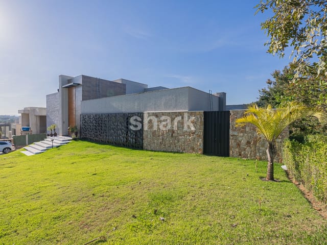 Casa com 1269m² 4 quartos e 7 banheiros, à venda ou para alugar, no bairro Alphaville em Santana de Parnaíba