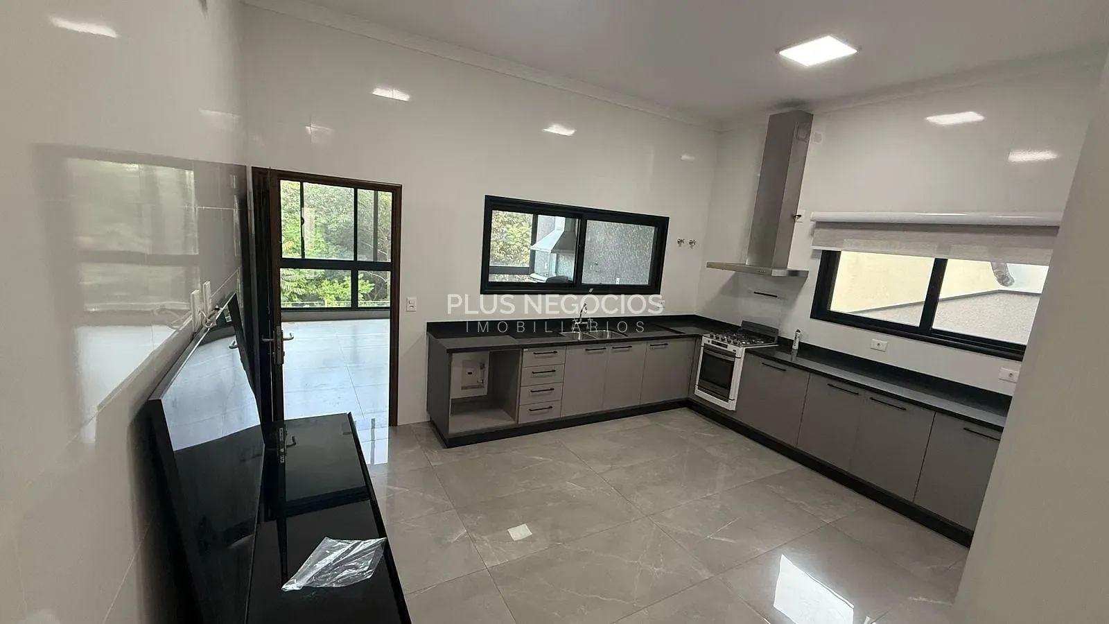 Casa, 2 quartos, 226 m² - Foto 10