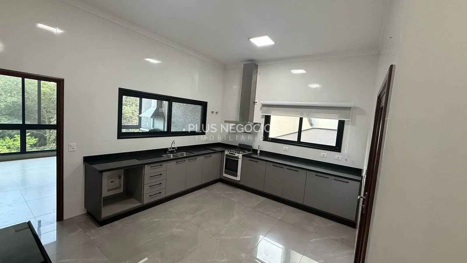 Casa, 2 quartos, 226 m² - Foto 11