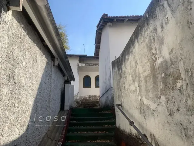 Casa com 300m² 3 quartos e 2 banheiros, à venda, no bairro Vera Cruz em Caçapava