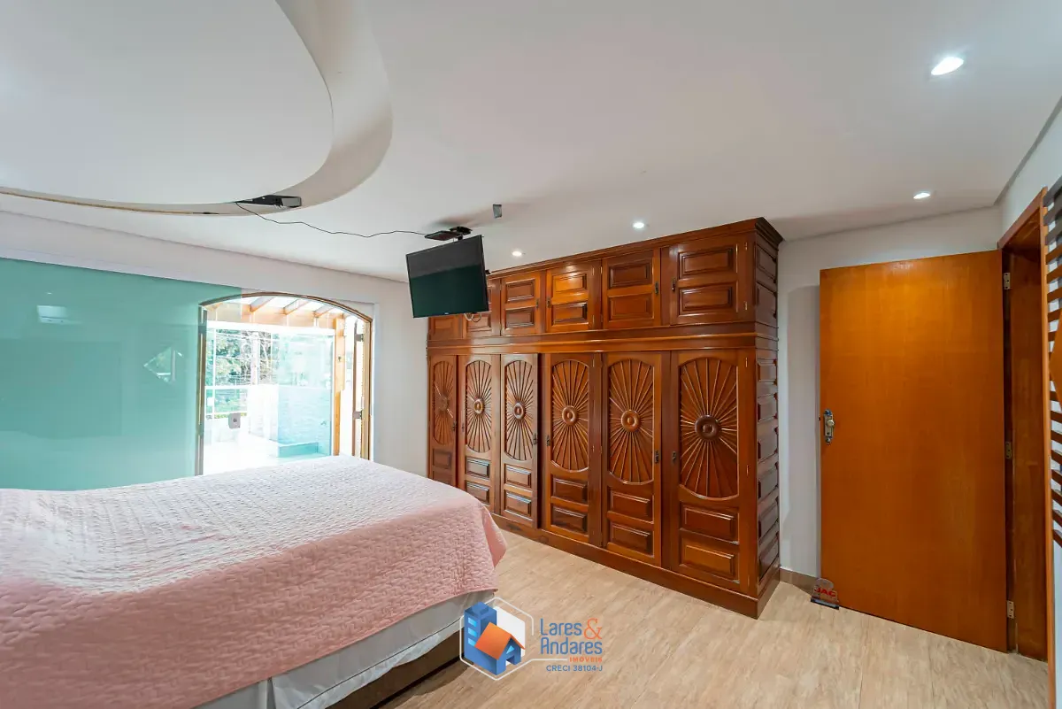 Casa, 3 quartos, 235 m² - Foto 16