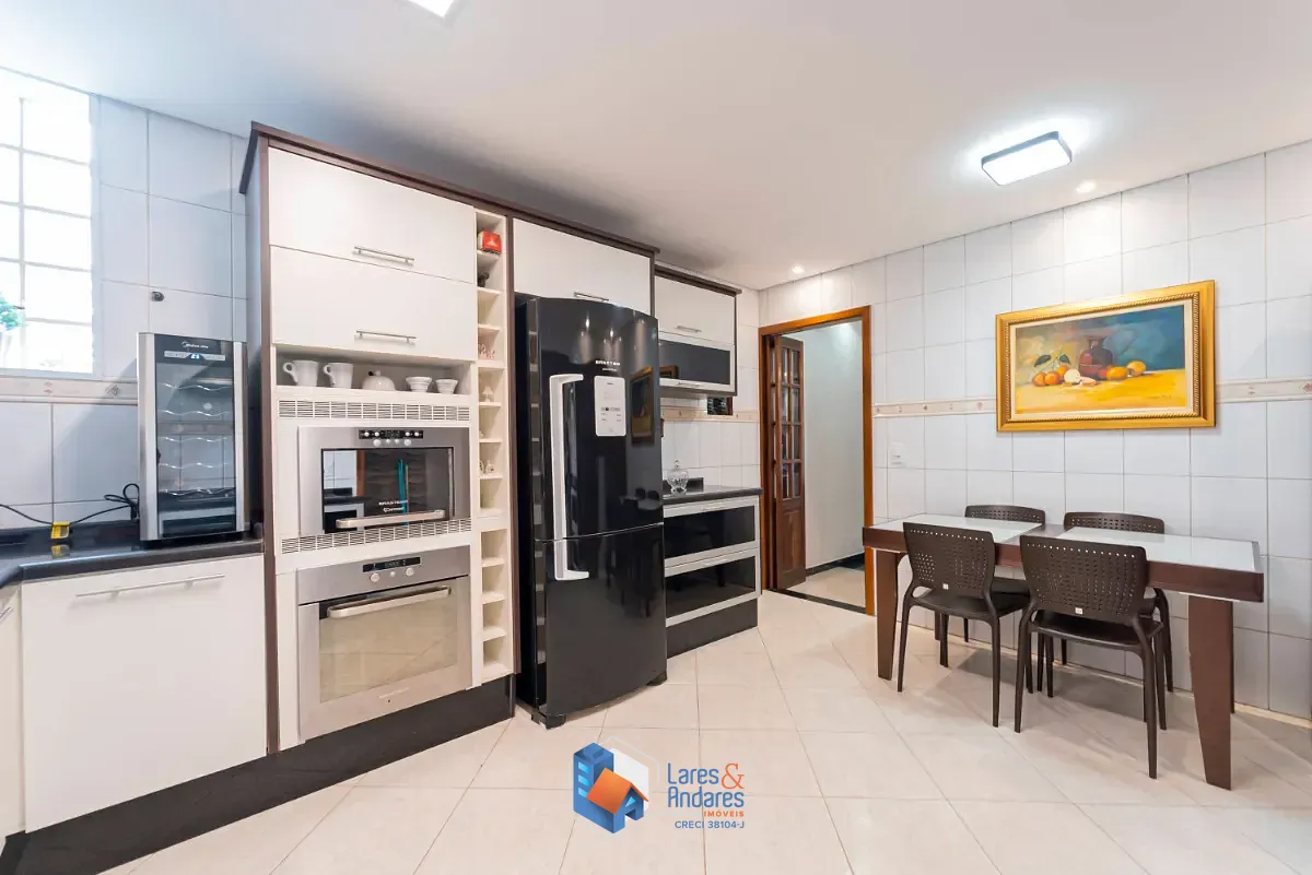 Casa, 3 quartos, 235 m² - Foto 10