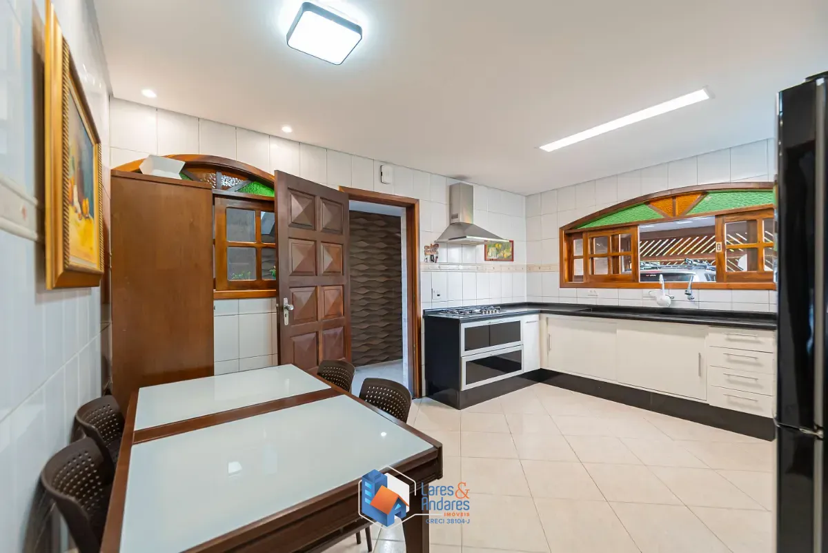 Casa, 3 quartos, 235 m² - Foto 12