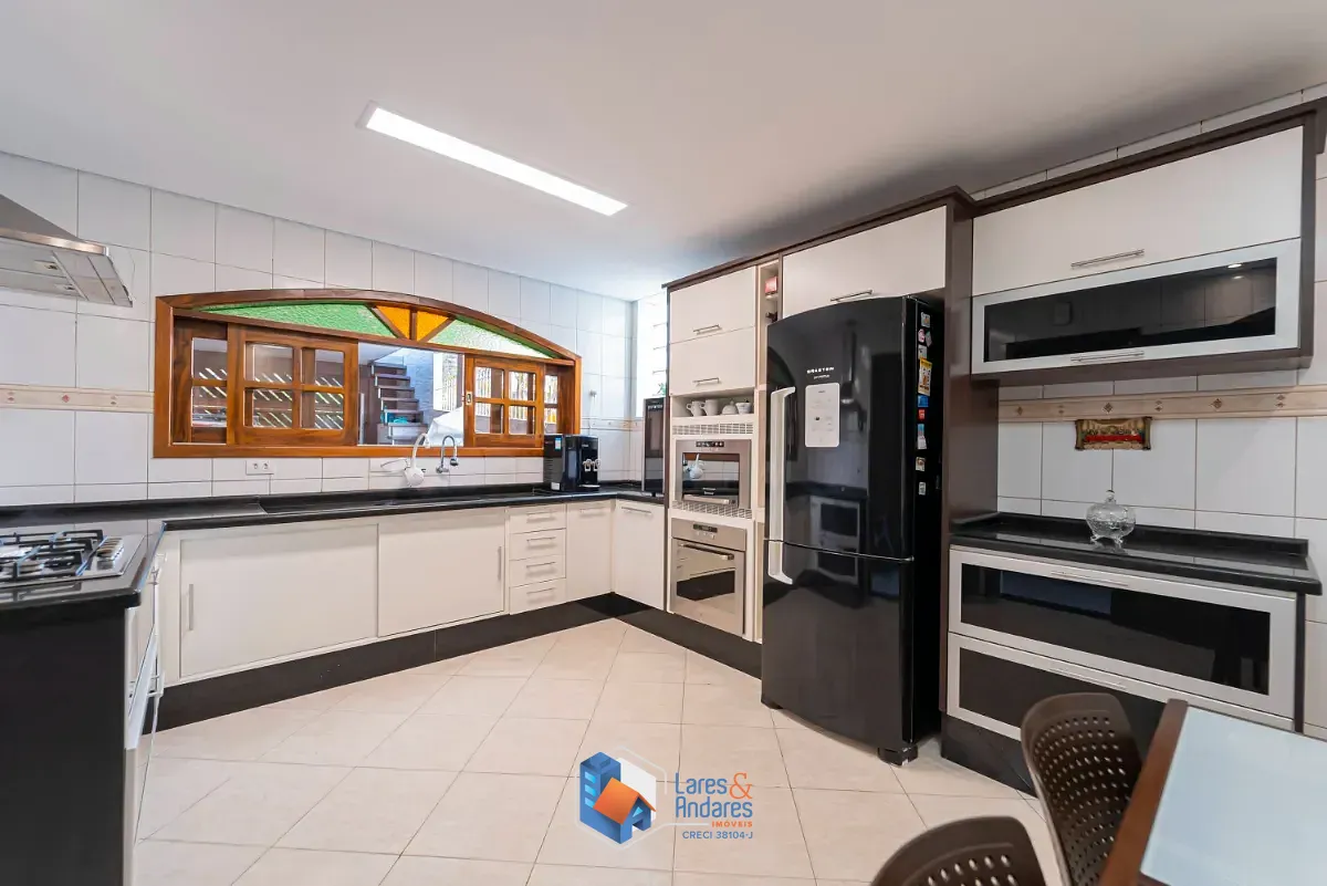 Casa, 3 quartos, 235 m² - Foto 11