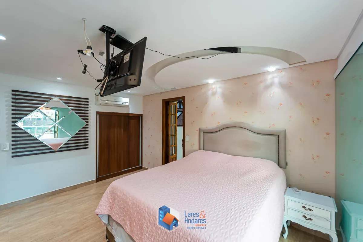 Casa, 3 quartos, 235 m² - Foto 17