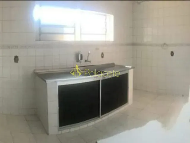 Casa com 250m² 3 quartos e 2 banheiros, à venda, no bairro Jardim Independência em Taubaté