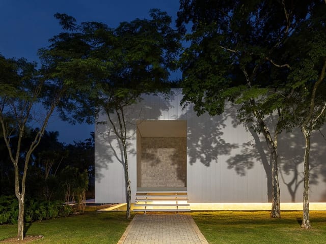 Casa com 2223m² 4 quartos e 7 banheiros, à venda, no bairro Alphaville Residencial Um em Barueri