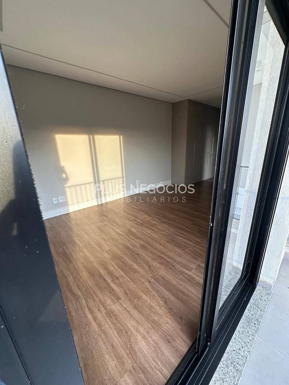 Casa para alugar com 3 quartos, 300m² - Foto 36