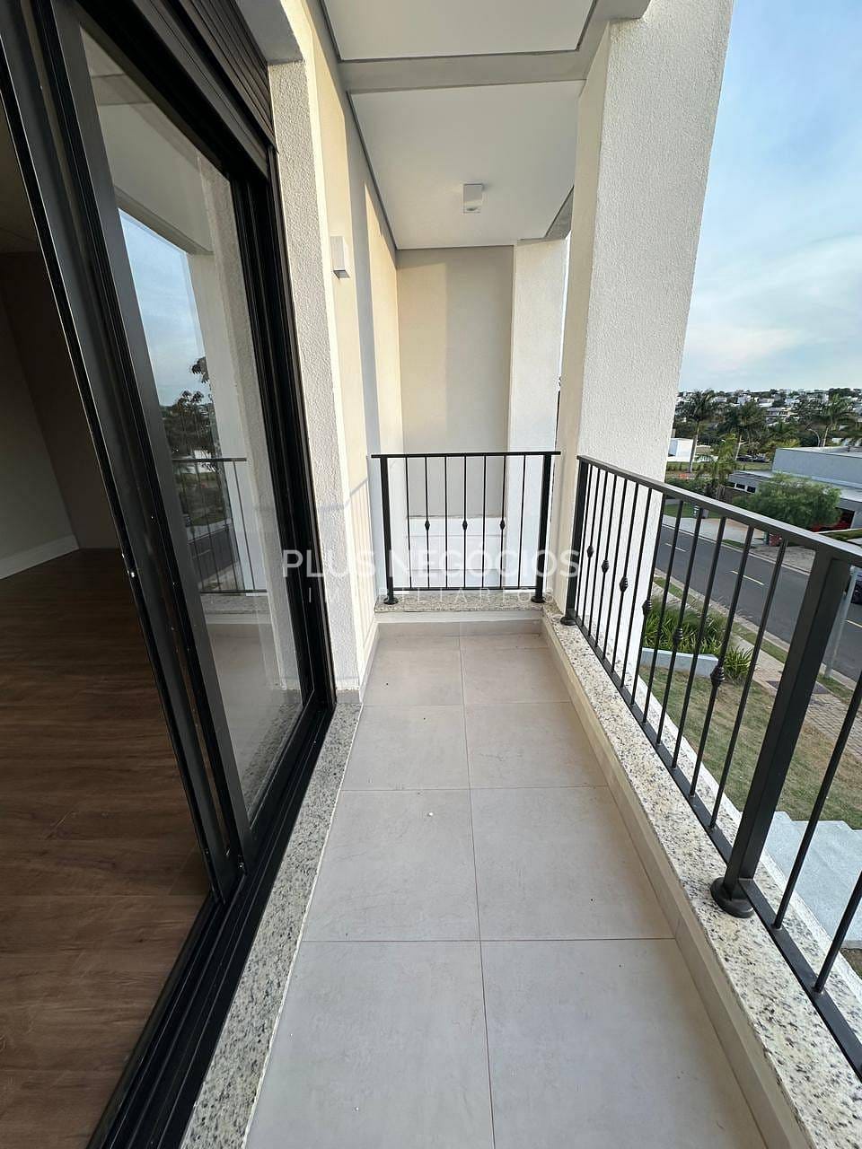Casa para alugar com 3 quartos, 300m² - Foto 38