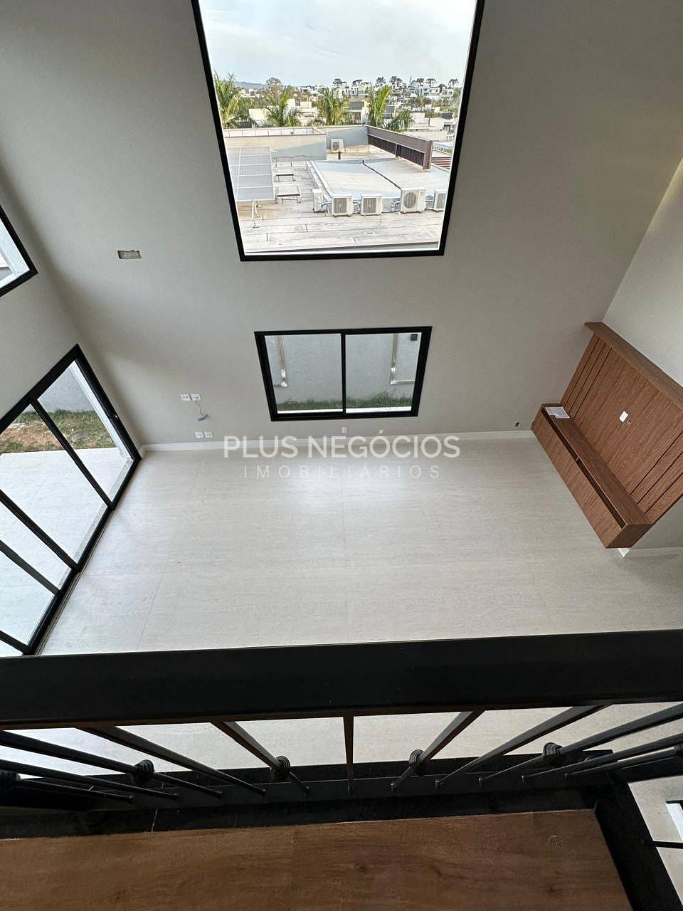 Casa para alugar com 3 quartos, 300m² - Foto 48