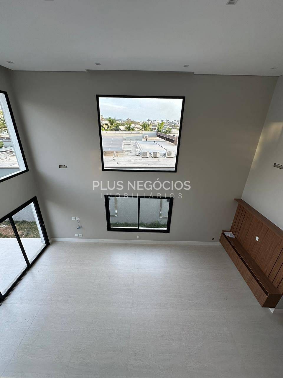 Casa para alugar com 3 quartos, 300m² - Foto 49