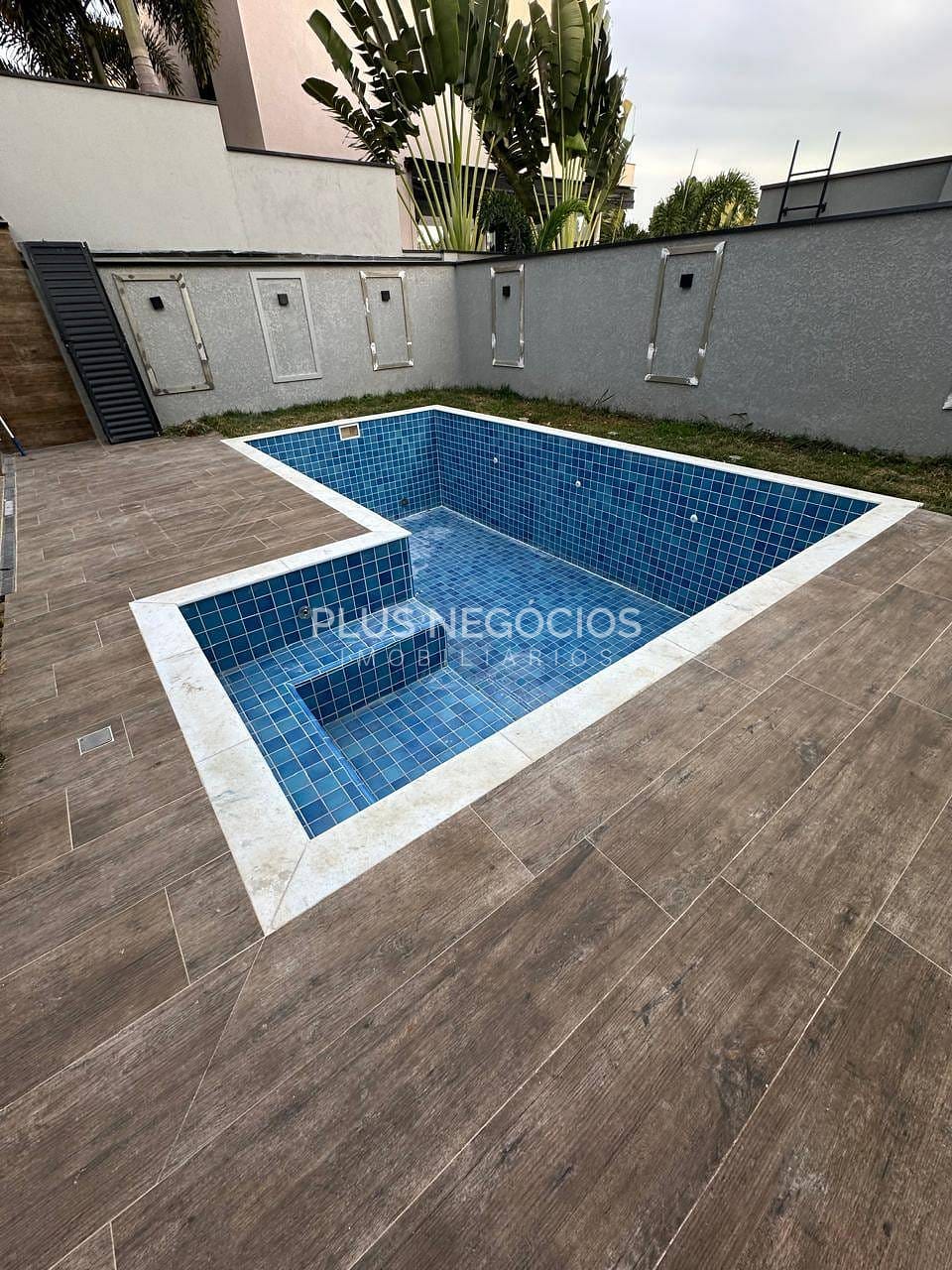 Casa para alugar com 3 quartos, 300m² - Foto 64
