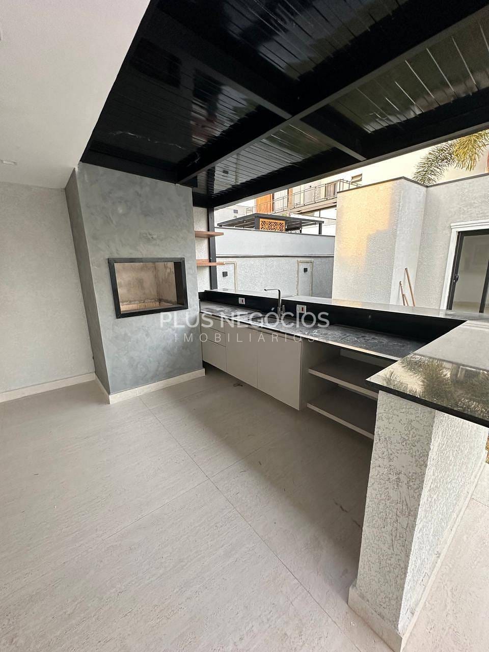 Casa para alugar com 3 quartos, 300m² - Foto 52