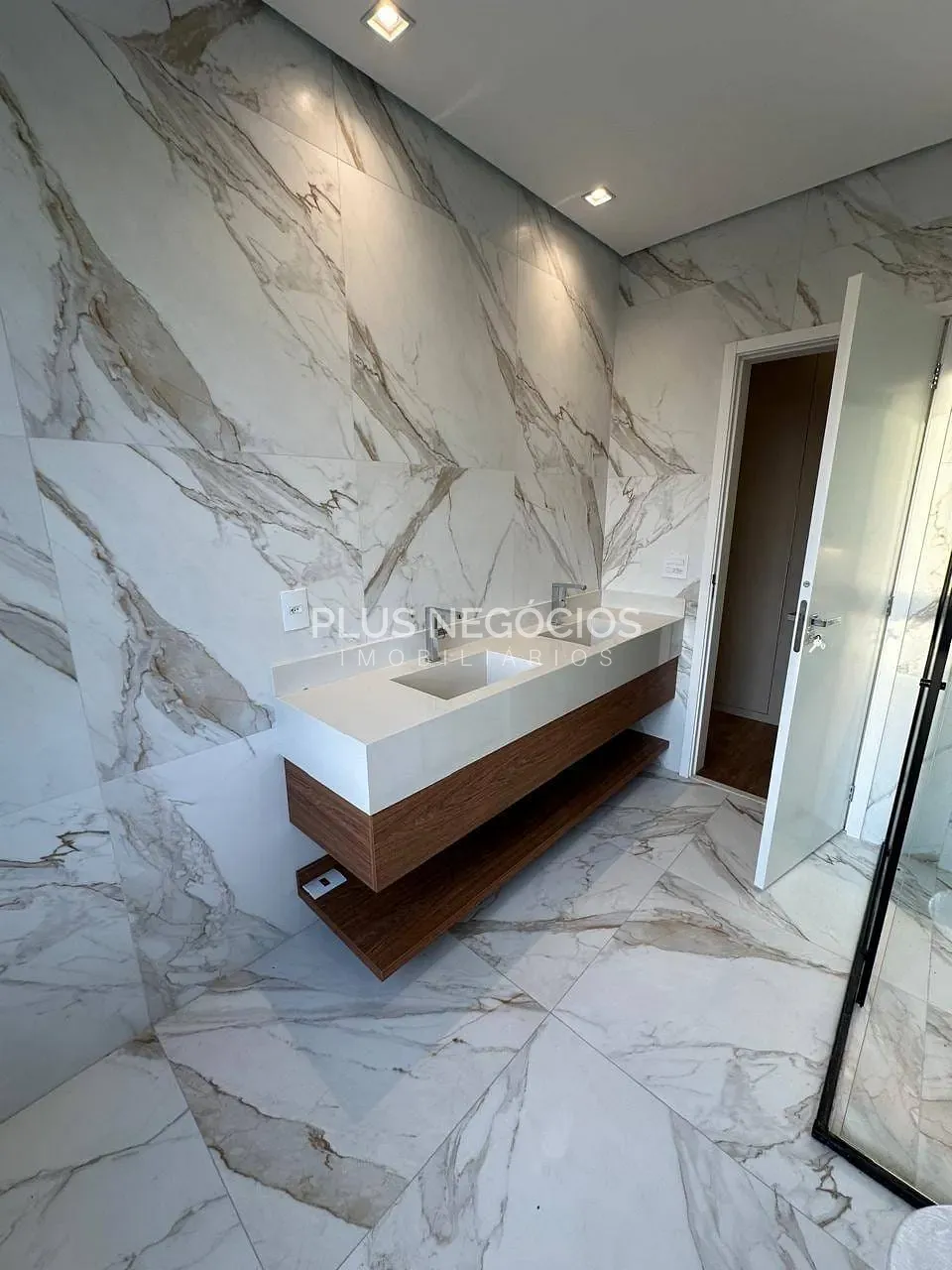 Casa, 3 quartos, 300 m² - Foto 30
