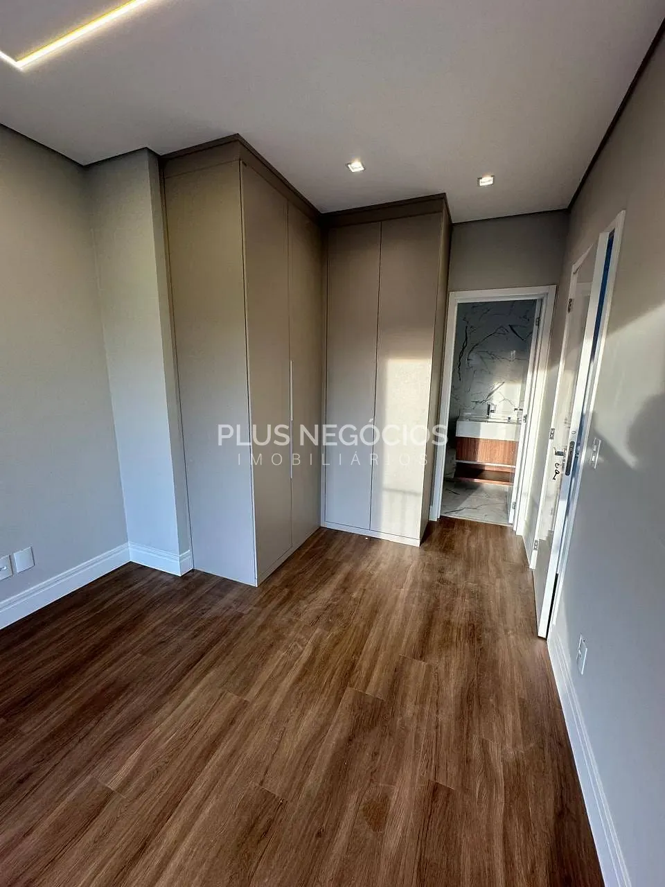 Casa, 3 quartos, 300 m² - Foto 44