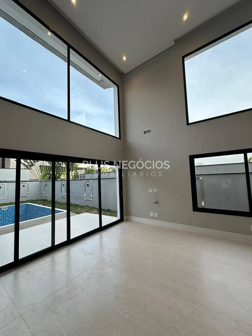 Casa, 3 quartos, 300 m² - Foto 11