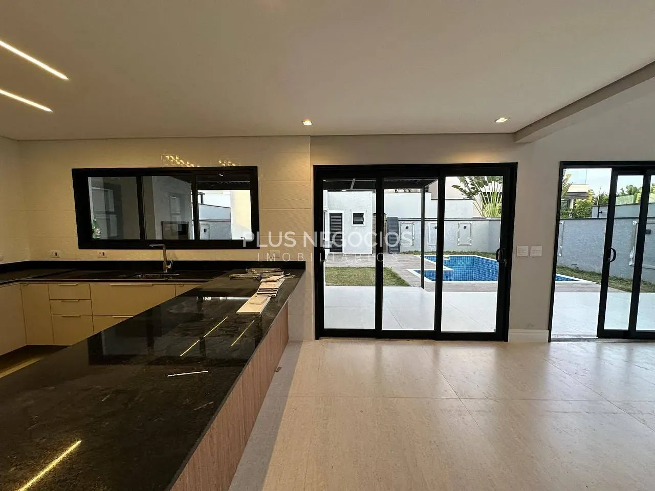 Casa, 3 quartos, 300 m² - Foto 19