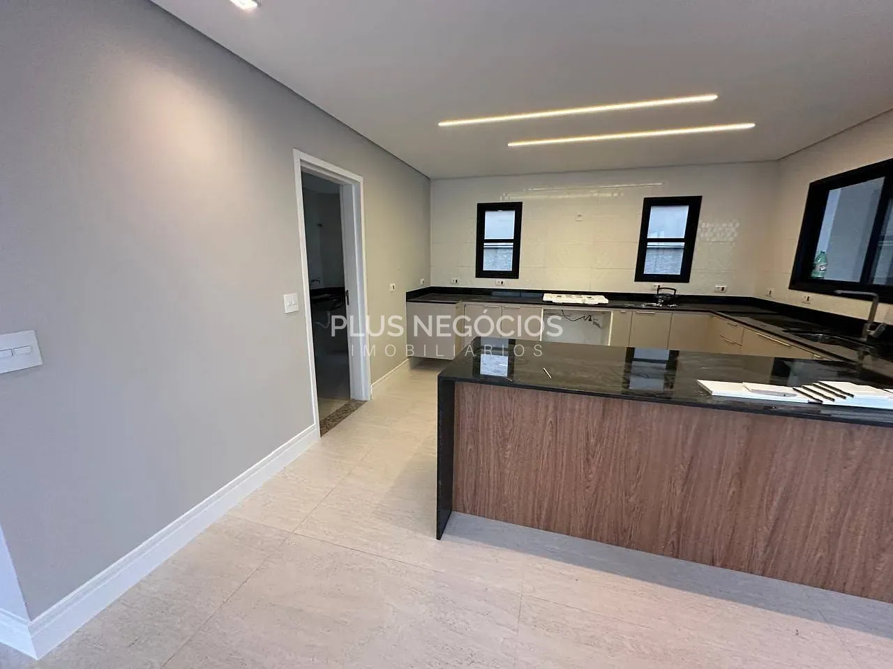Casa, 3 quartos, 300 m² - Foto 14