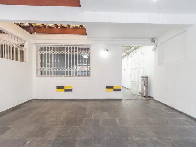 Foto do Casa - Casa para venda e locação em Vila Olímpia com 4 quartos, sendo 2 suítes, 208m² | Lares e Andares Imóveis