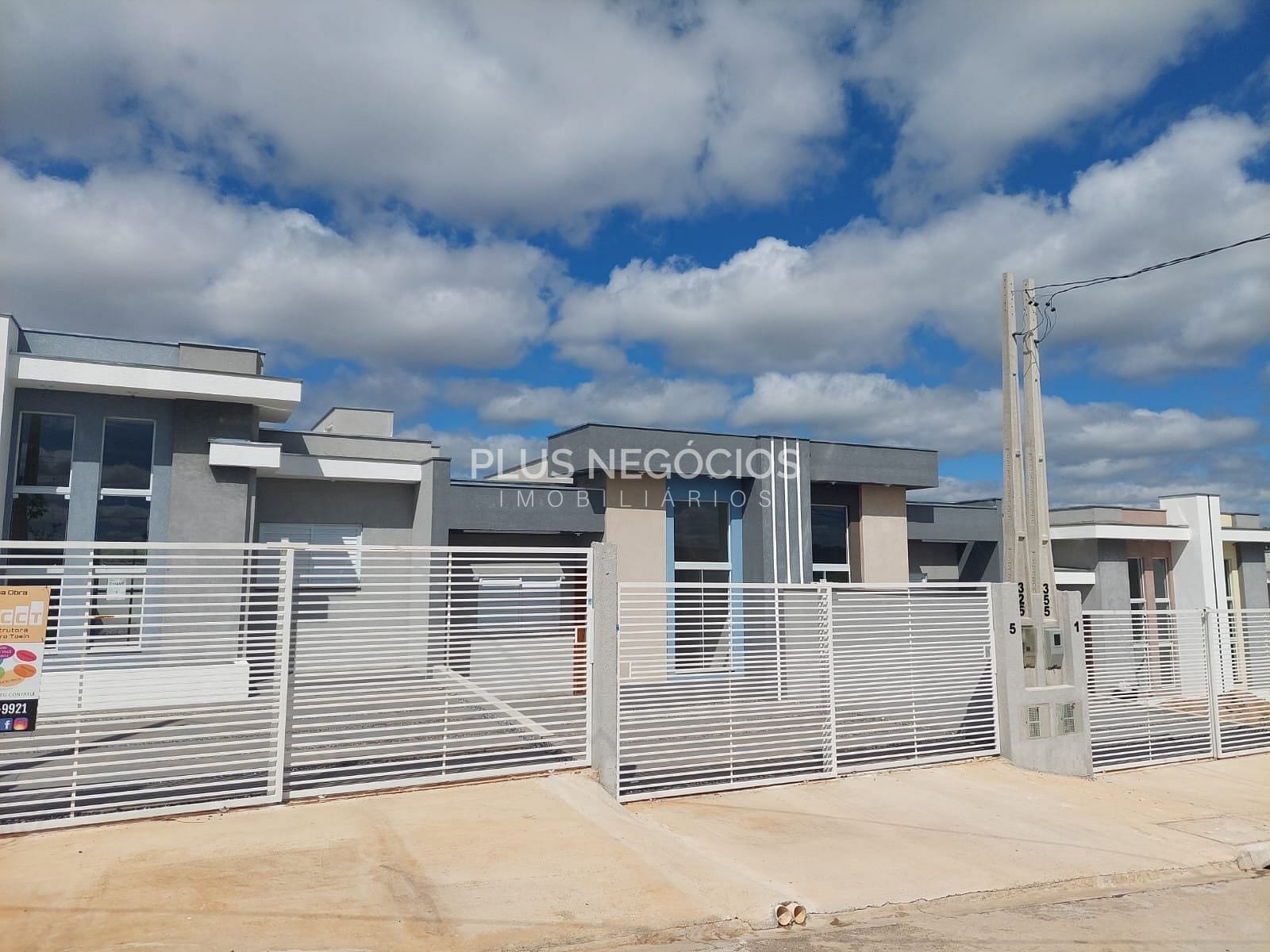 Casa, 2 quartos, 60 m² - Foto 1