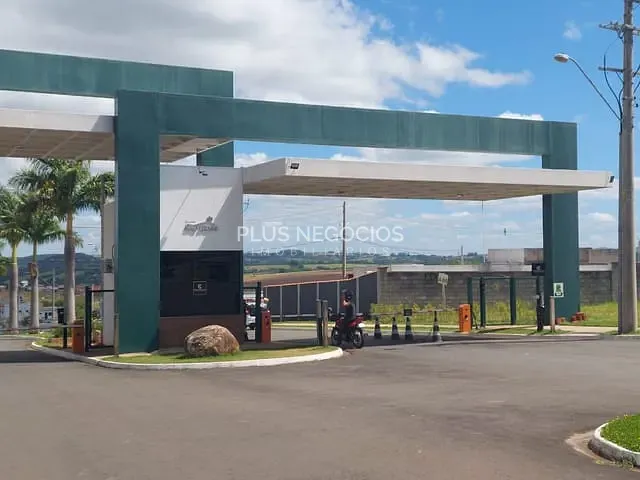 Casa com 150m² 2 quartos e 2 banheiros, à venda, no bairro Jd São Lucas em Salto de Pirapora