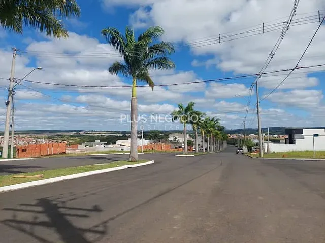 Casa com 150m² 2 quartos e 2 banheiros, à venda, no bairro Jd São Lucas em Salto de Pirapora