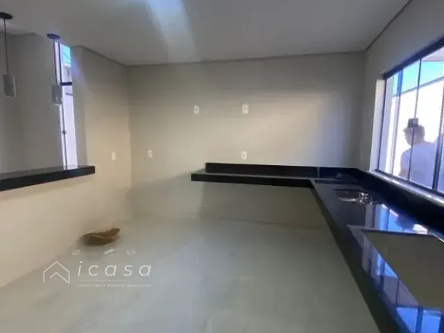 Casa com 250m² 3 quartos e 1 banheiro, à venda, no bairro Vila Suiça em Pindamonhangaba