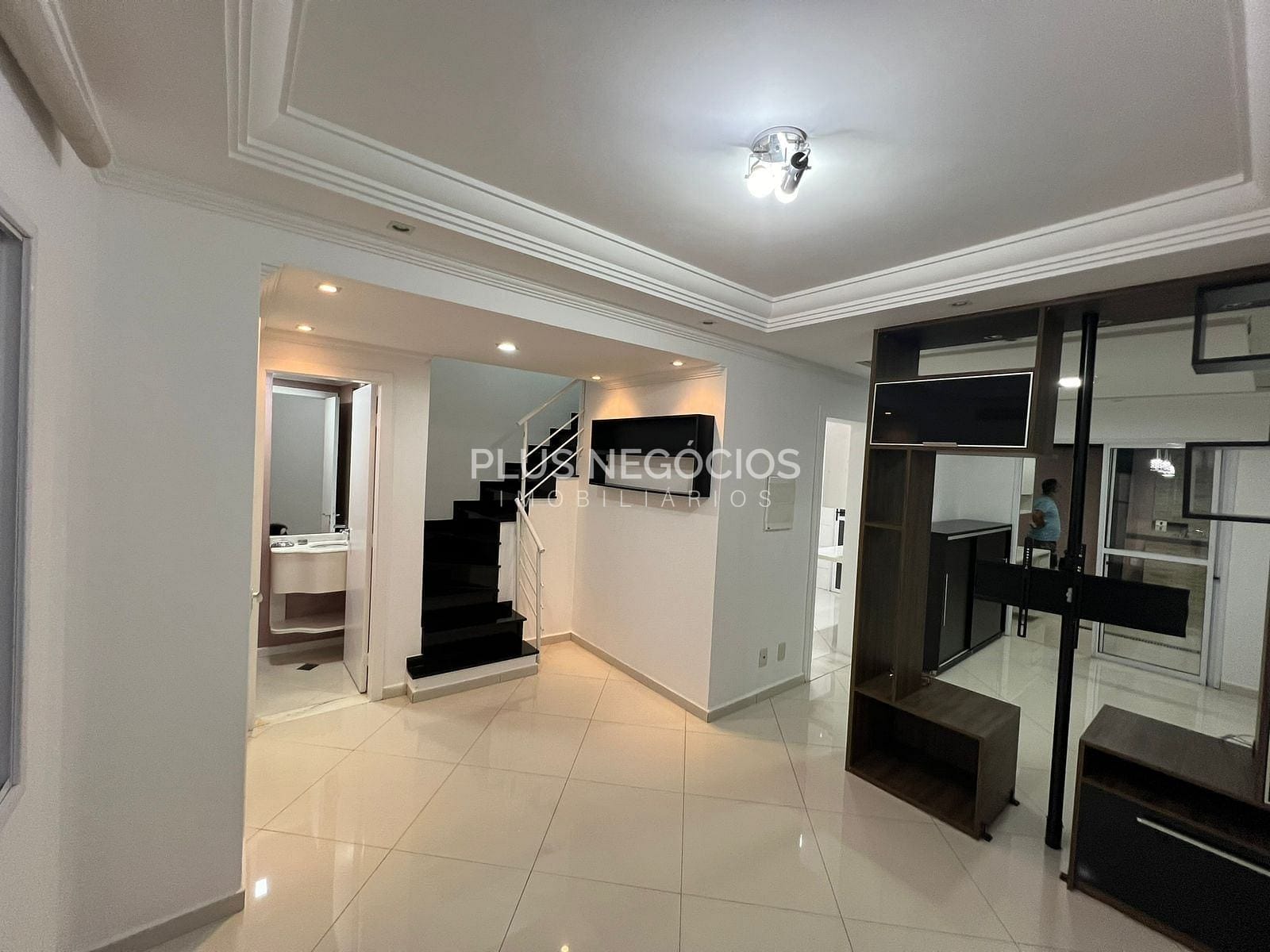 Casa à venda com 3 quartos, 140m² - Foto 1
