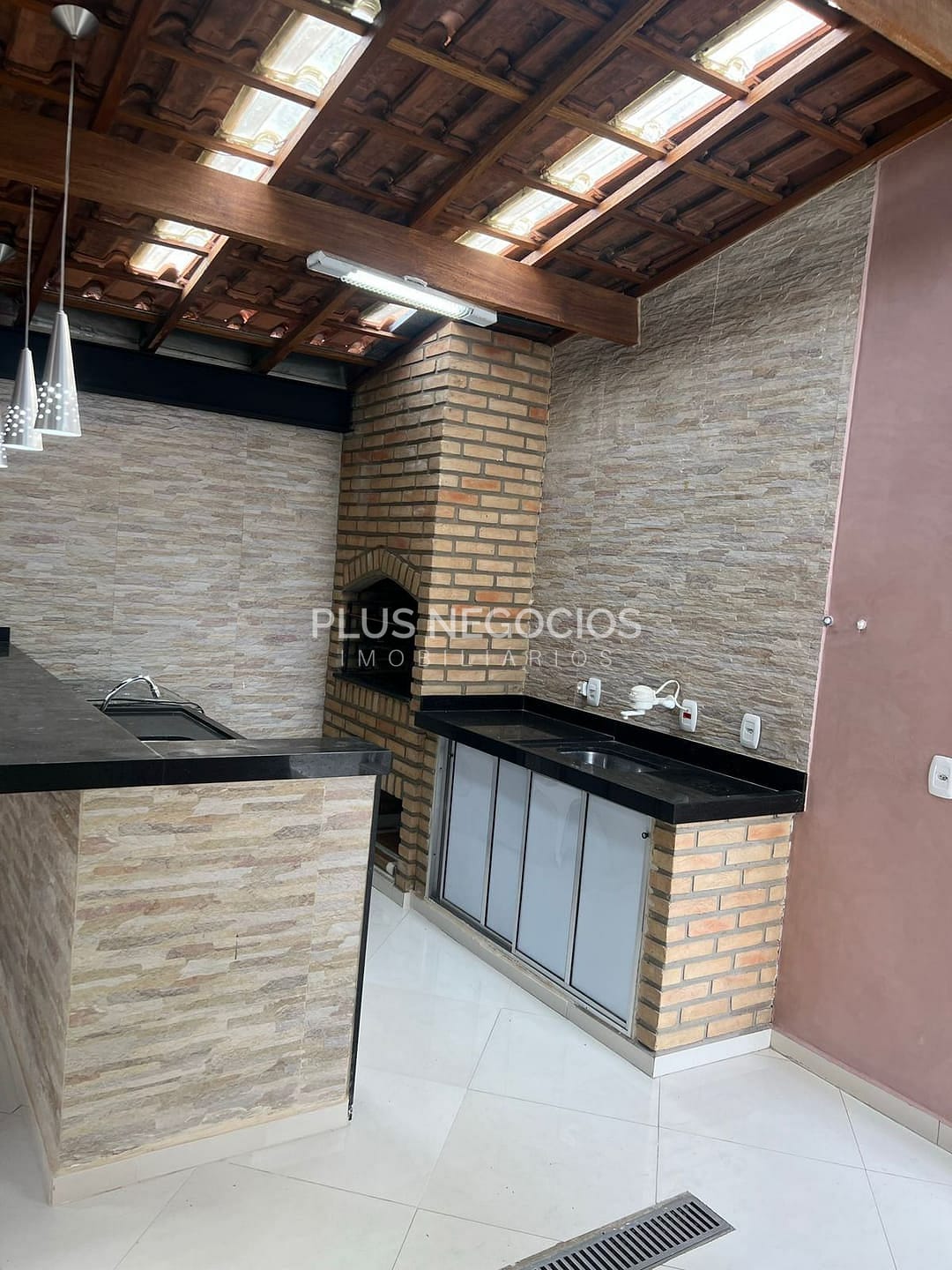 Casa à venda com 3 quartos, 140m² - Foto 7
