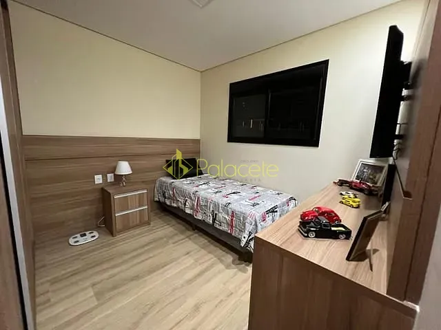 Casa com 250m² 4 quartos e 4 banheiros, à venda, no bairro Parque Residencial Maria Elmira em Caçapava