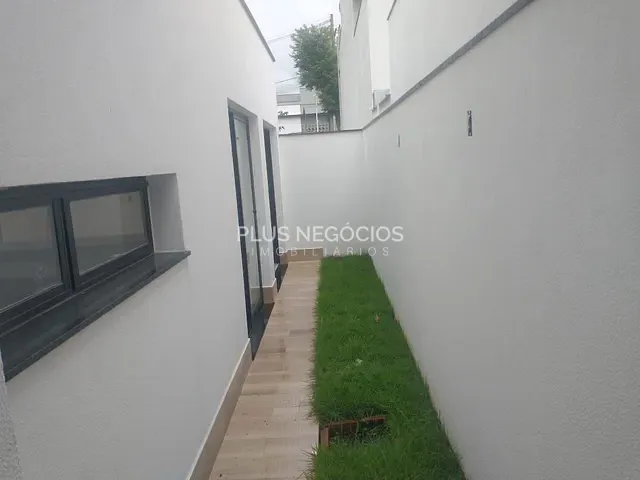 Casa com 195m² 3 quartos e 3 banheiros, à venda, no bairro Cajuru do Sul em Sorocaba
