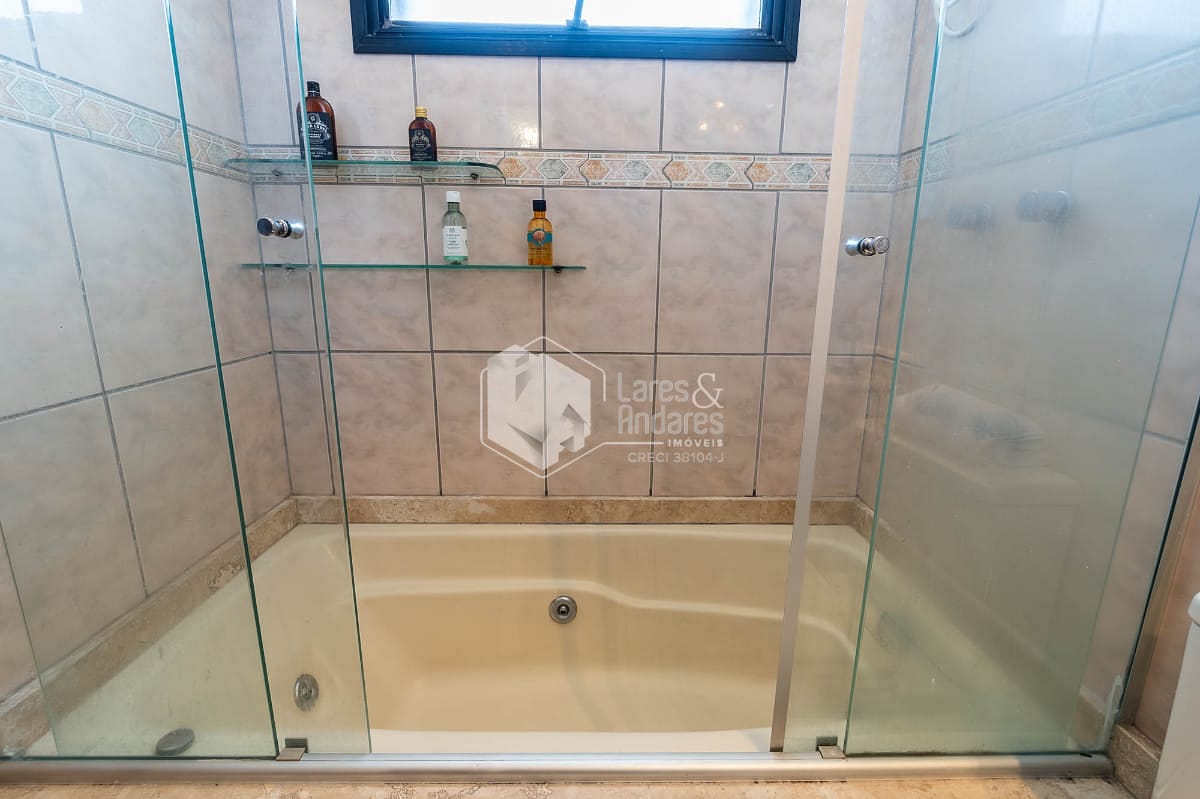 Casa, 3 quartos, 242 m² - Foto 35