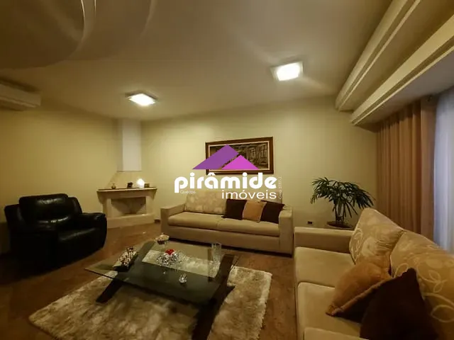 Casa com 360m² 4 quartos e 2 banheiros, à venda, no bairro Jardim das Colinas em São José dos Campos