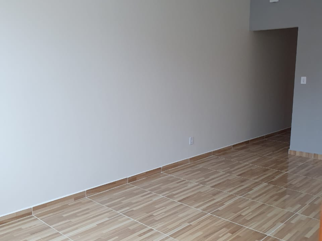 Casa com 125m² 3 quartos e 2 banheiros, à venda, no bairro Esplanada Santa Terezinha em Taubaté