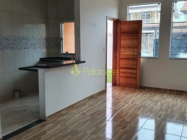 Casa com 125m² 3 quartos e 2 banheiros, à venda, no bairro Esplanada Santa Terezinha em Taubaté