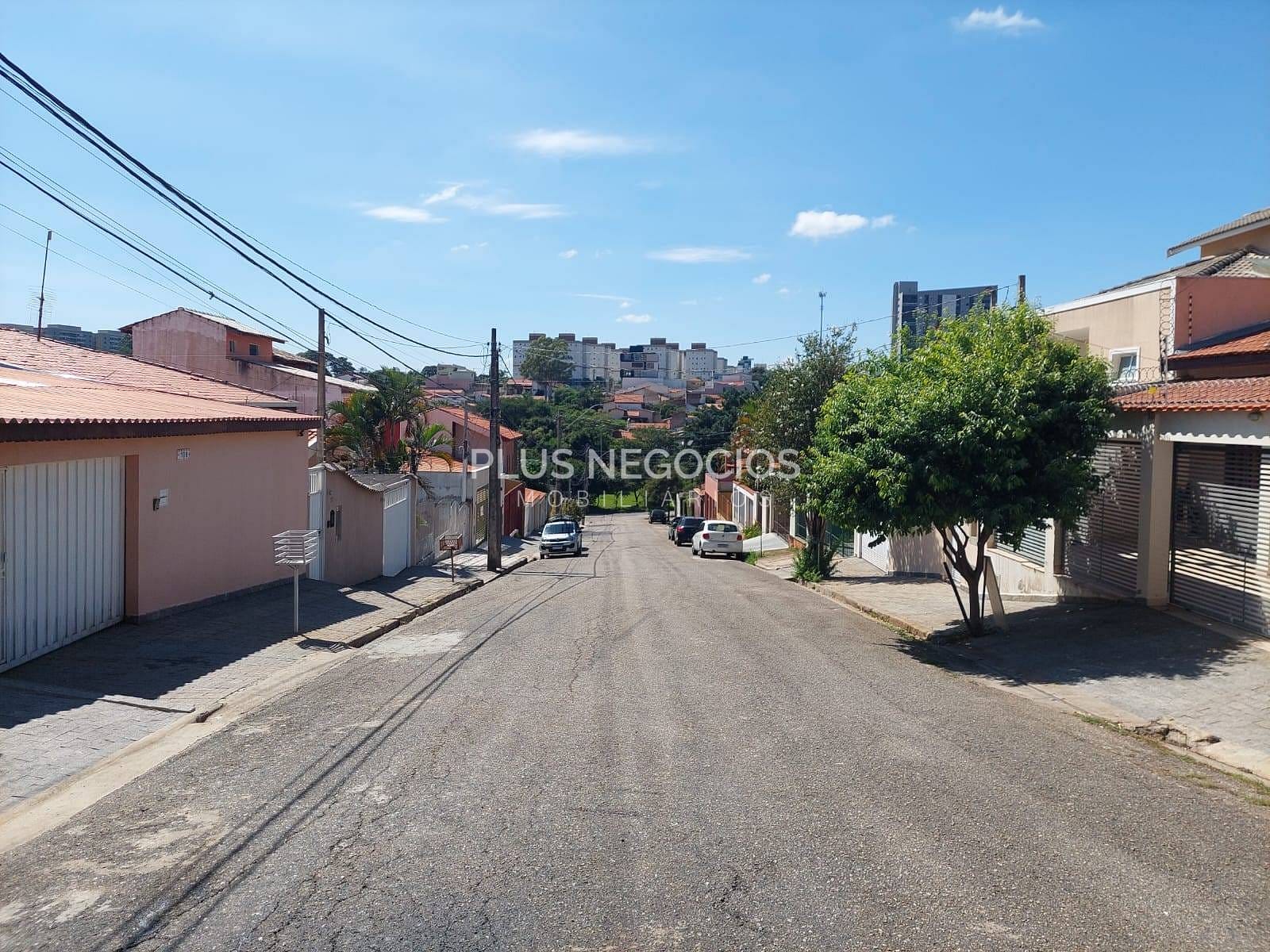 Casa à venda com 2 quartos, 75m² - Foto 14