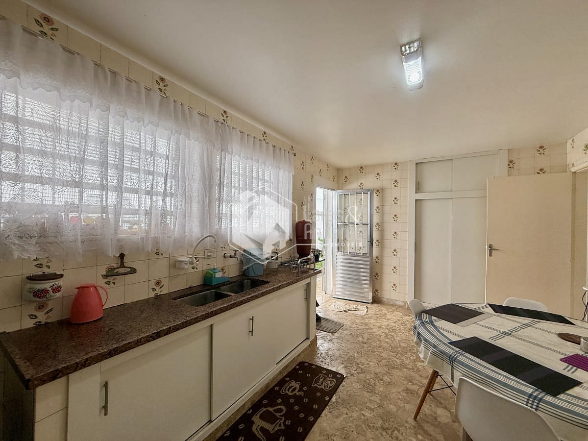 Casa à venda com 4 quartos, 165m² - Foto 41