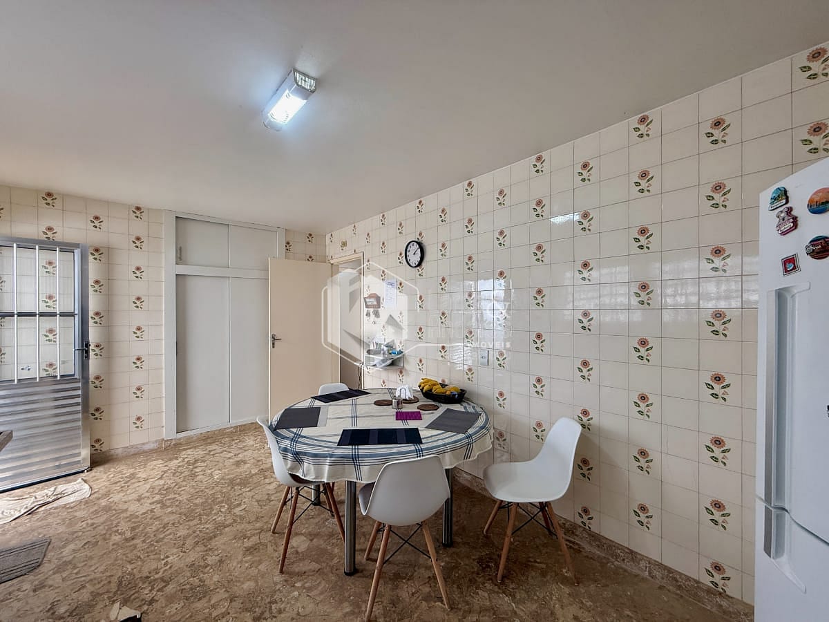 Casa à venda com 4 quartos, 165m² - Foto 42