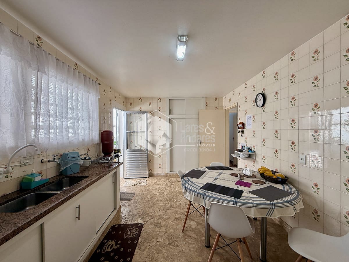 Casa à venda com 4 quartos, 165m² - Foto 40