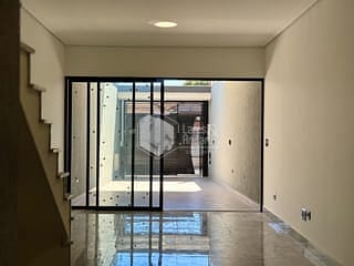 Foto do Casa-Casa tipo para venda em Vila Santana com 3 quartos, sendo 3 suítes, 131m²