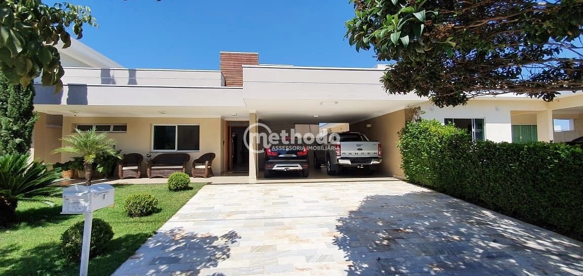 Casa, 3 quartos, 278 m² - Foto 2