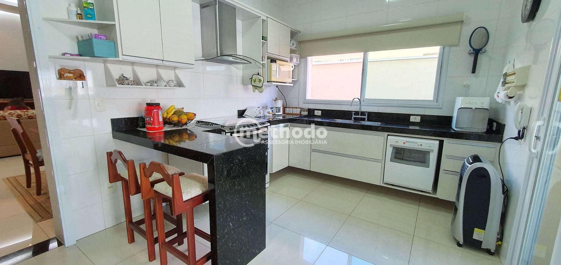 Casa, 3 quartos, 278 m² - Foto 33