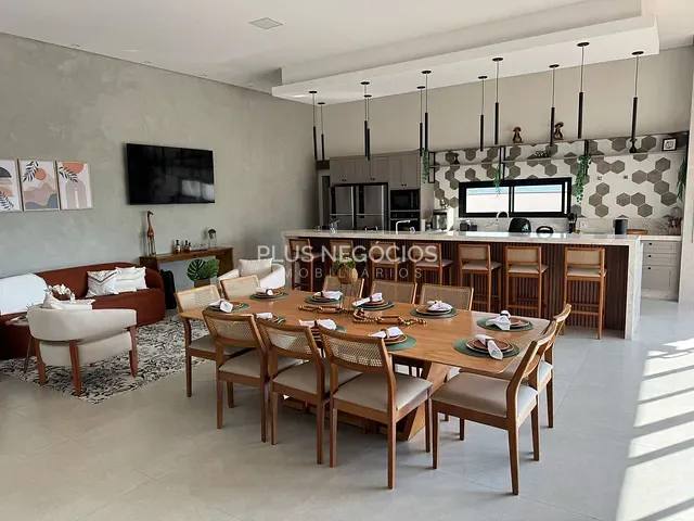 Casa com 1090m² 4 quartos e 6 banheiros, à venda, no bairro Jardim Residencial Saint Patrick em Sorocaba