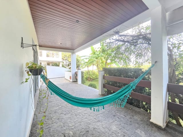 Casa com 550m² 3 quartos e 5 banheiros, à venda, no bairro Alphaville em Santana de Parnaíba